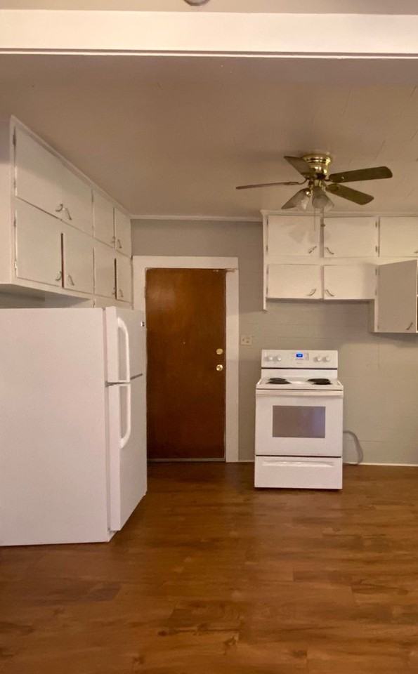 500 Locust St - Photo 3 of 8