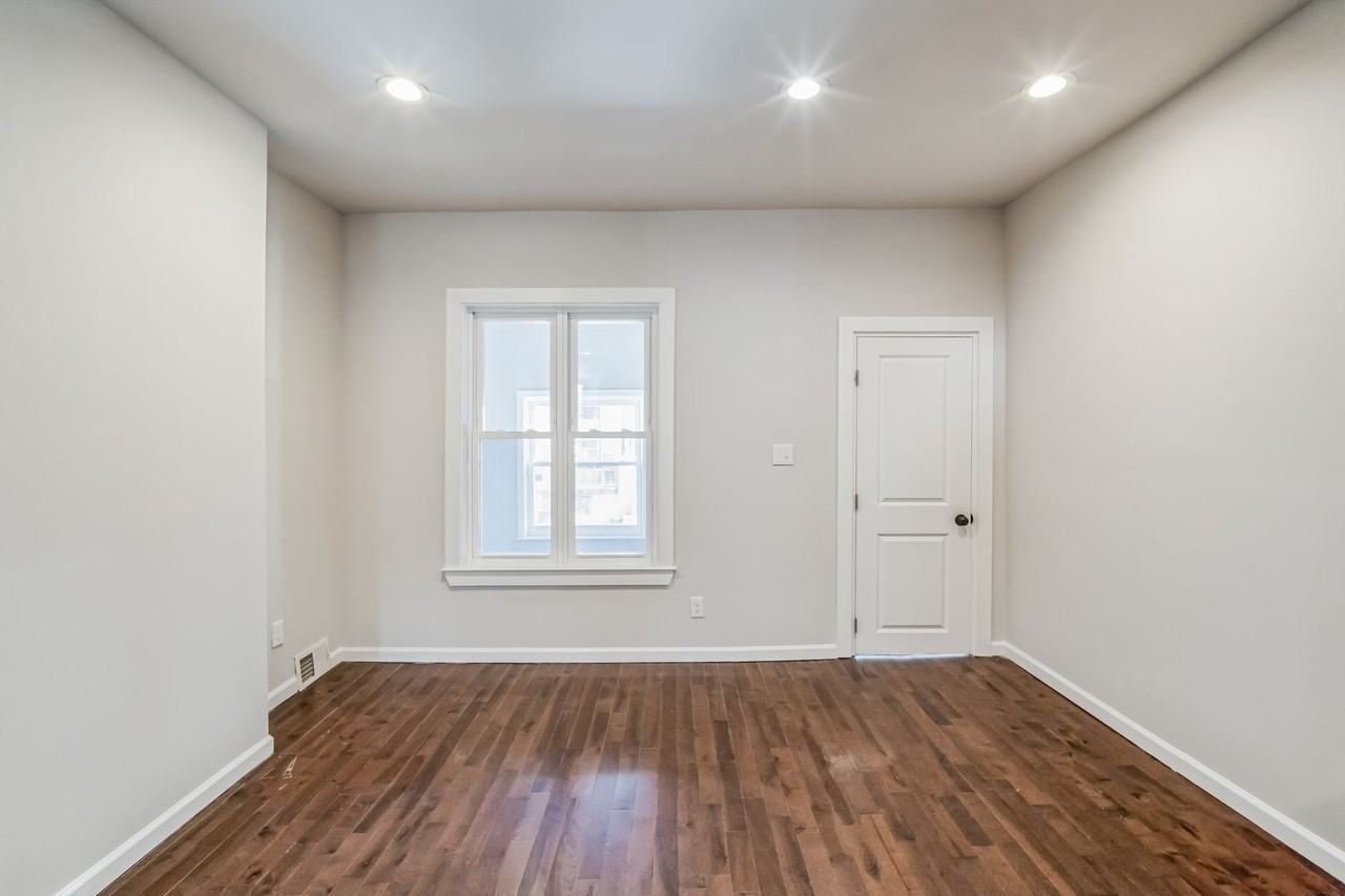 1328 S Wilton St - Photo 7 of 13