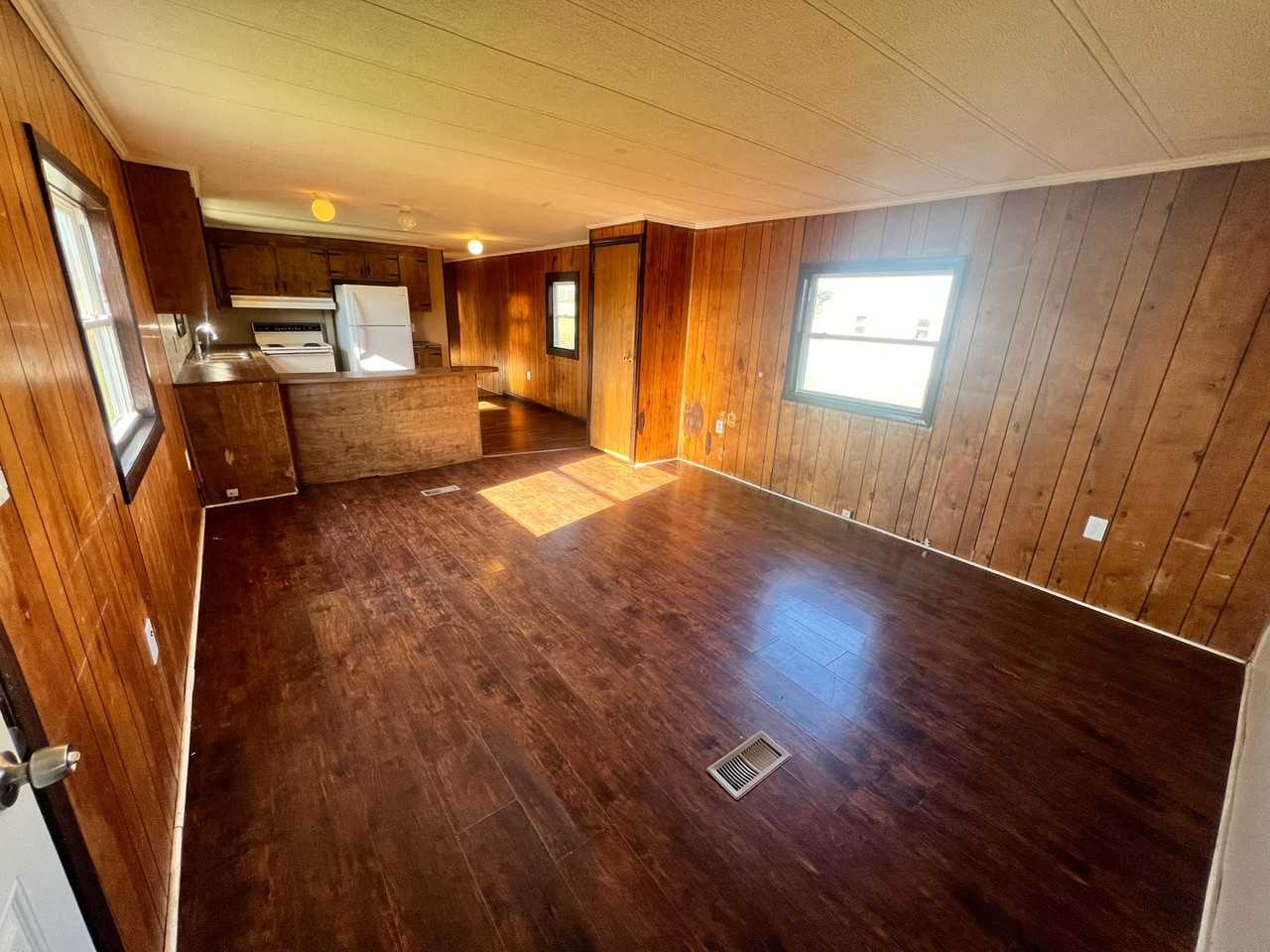 1600 Hill Rd - Photo 2 of 6