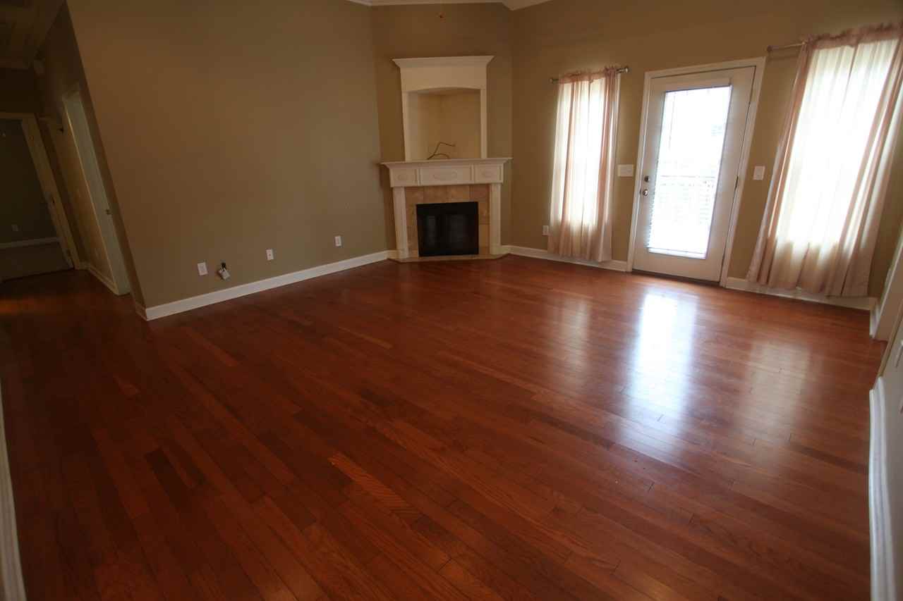 4020 Beth Anne Pl - Photo 4 of 15