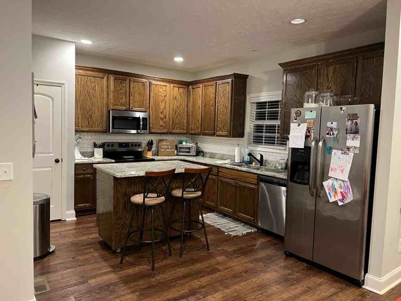 684 Meagan Ct - Photo 3 of 11