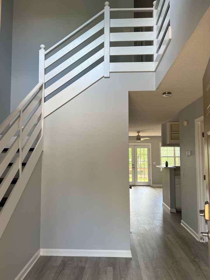 115 W Briar Dr - Photo 6 of 20