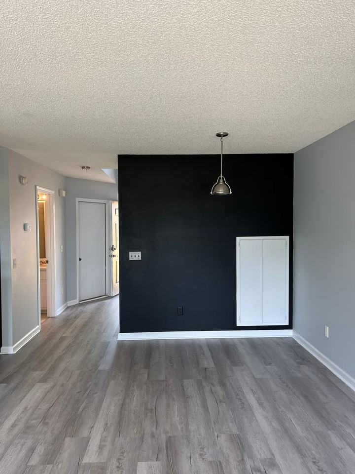 115 W Briar Dr - Photo 7 of 20