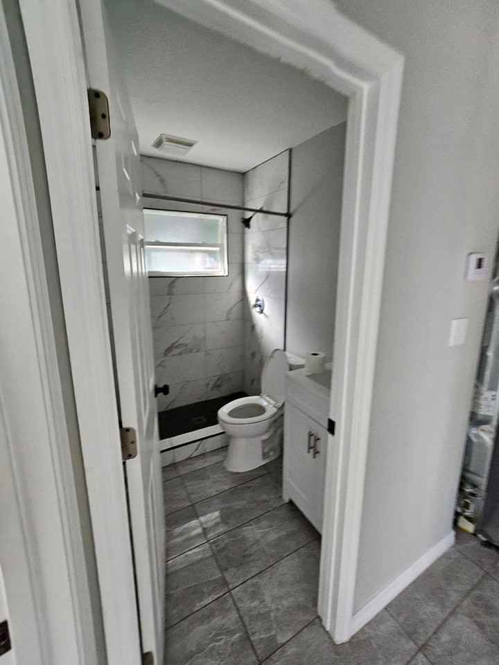 212 S 3rd St - Photo 7 of 8