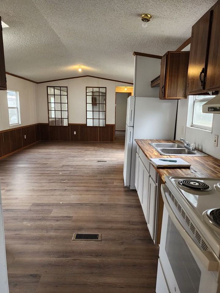 87 LOT 87 - Photo 4 of 4