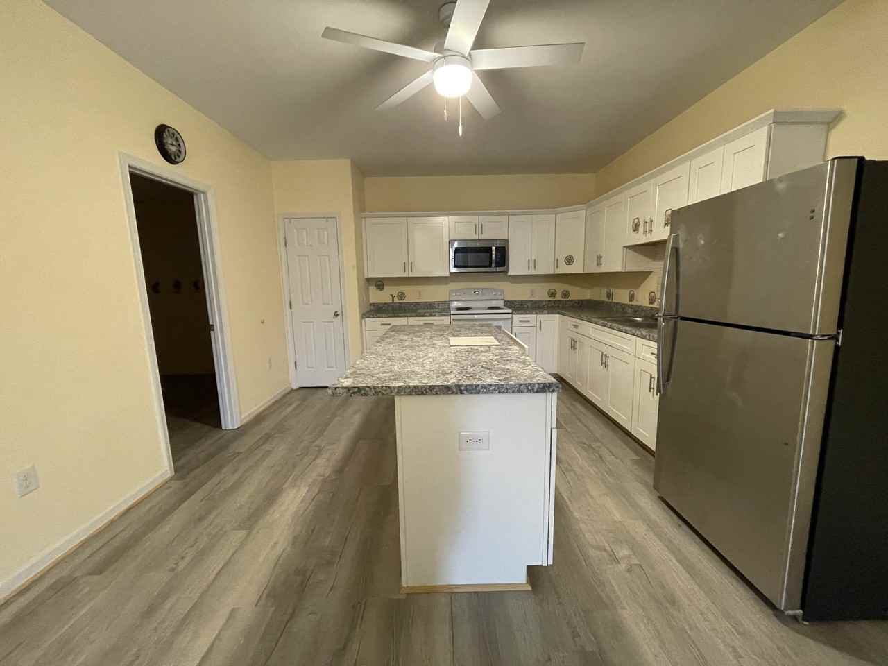 256 Camp Hydaway Road - Photo 3 of 12