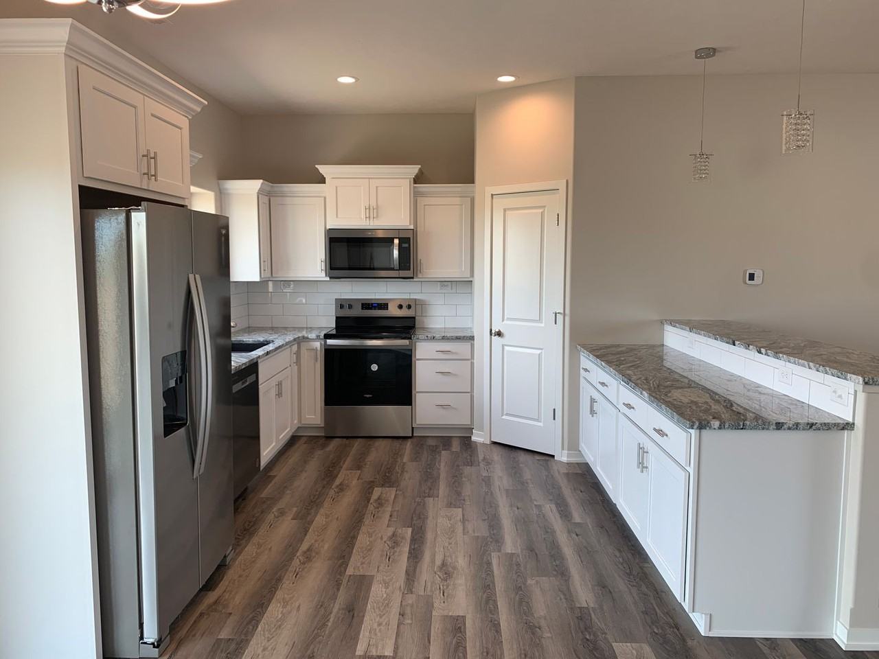 7030 Serpentine Dr - Photo 4 of 18