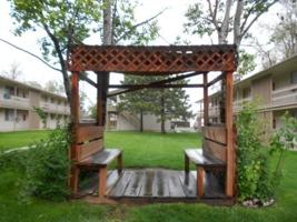 featured image of 521 E 13th St