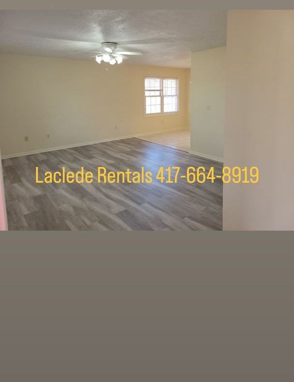 1224 Pine St - Photo 2 of 11