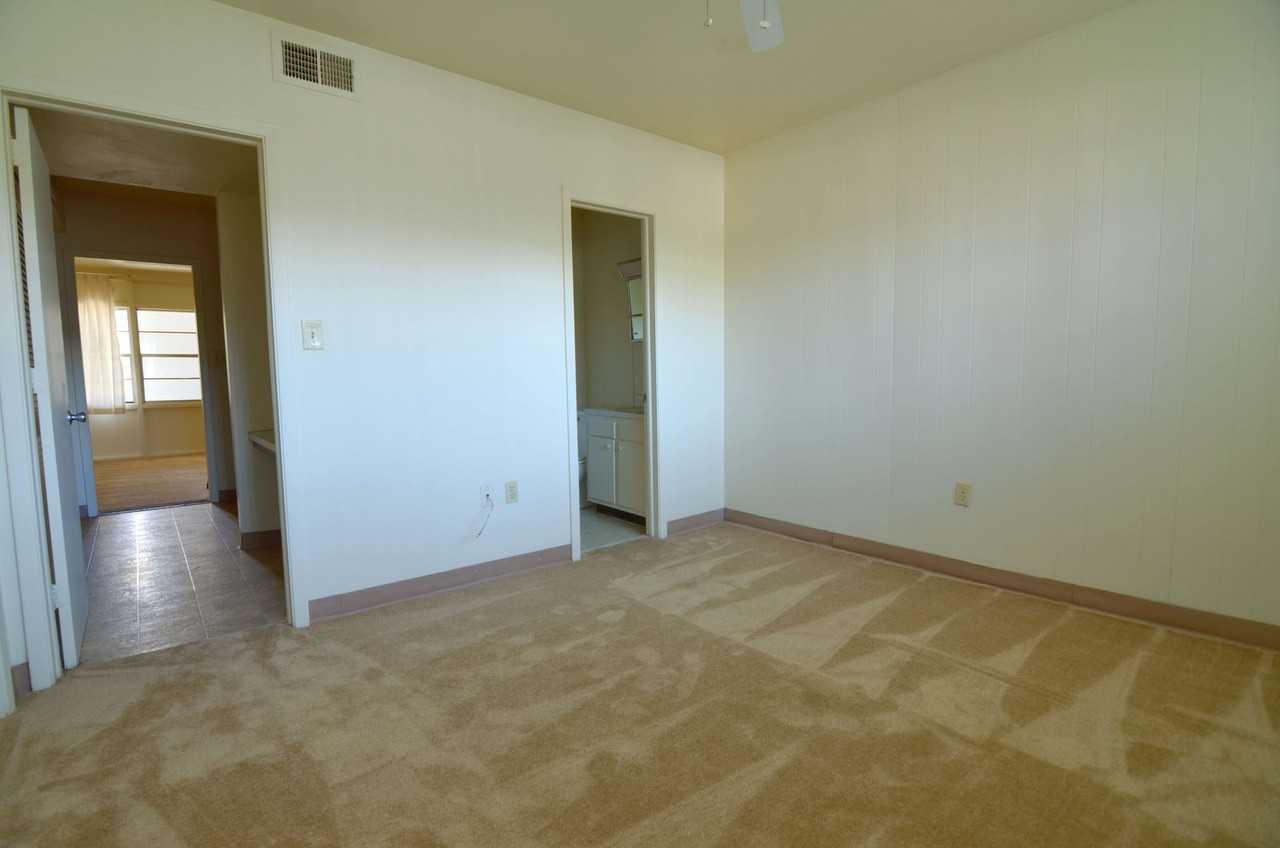 Lexington Apartments - Photo 5 of 5