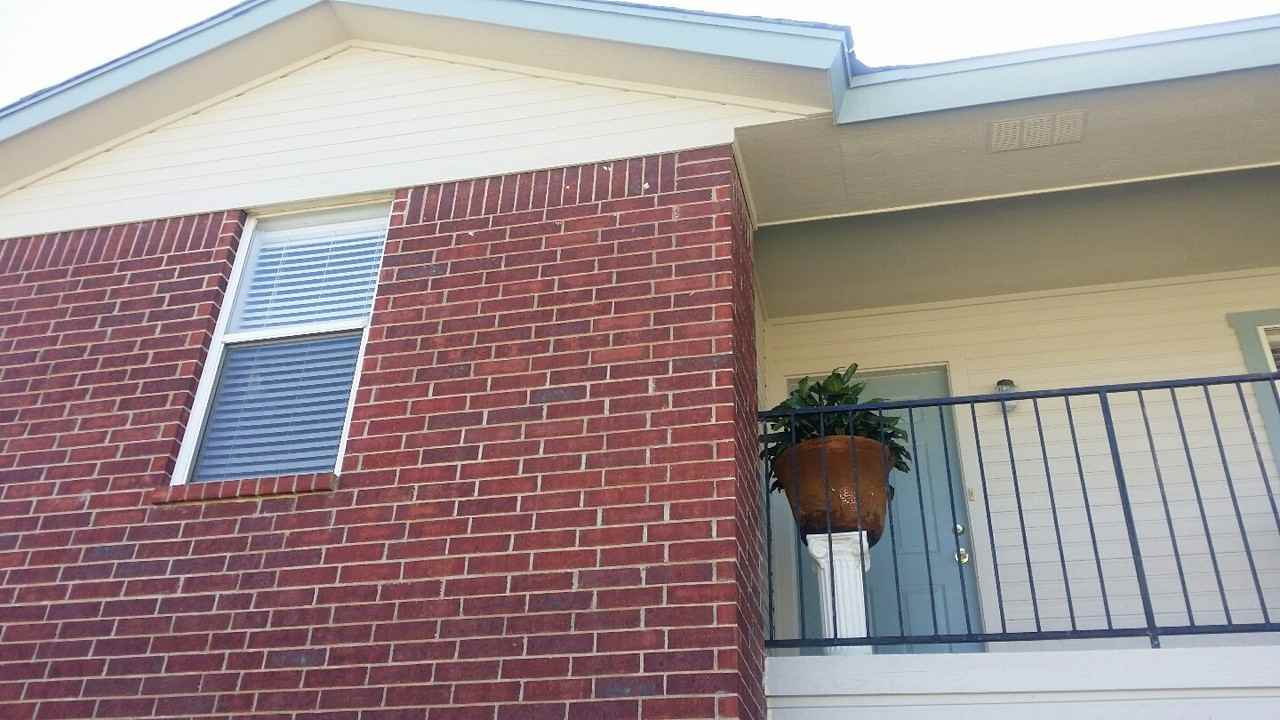 1102 Circle M Drive - Photo 3 of 19