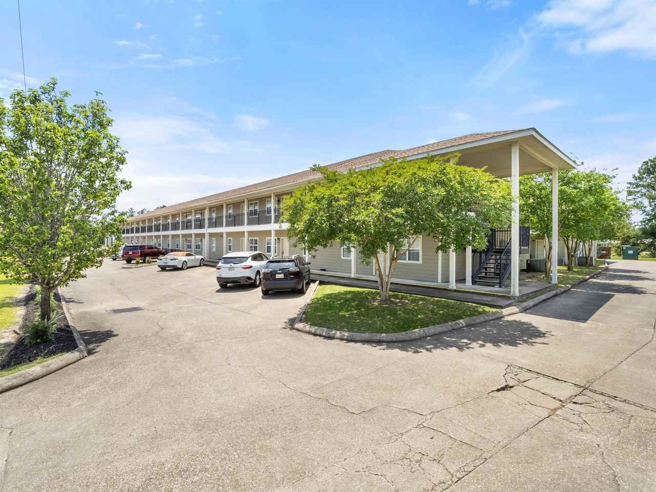 4720 Common Street - Photo 2 of 13