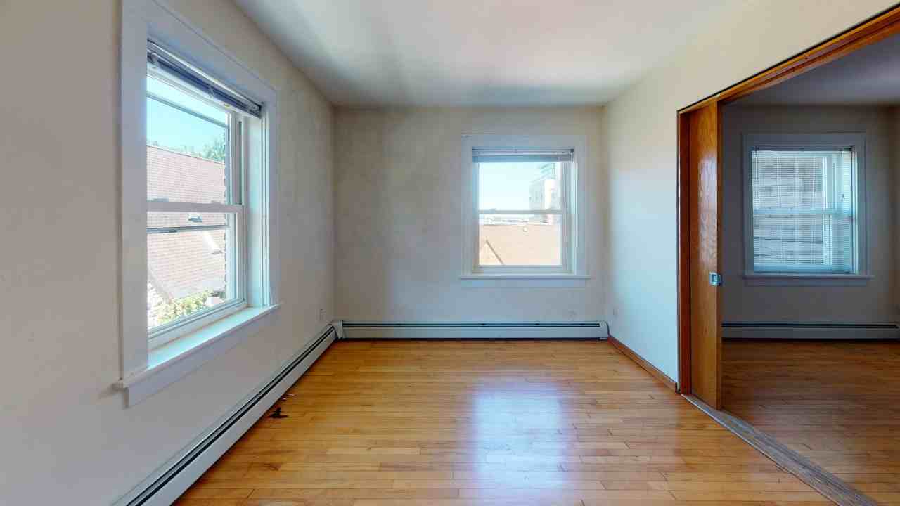 10 Langdon Street - Photo 4 of 50