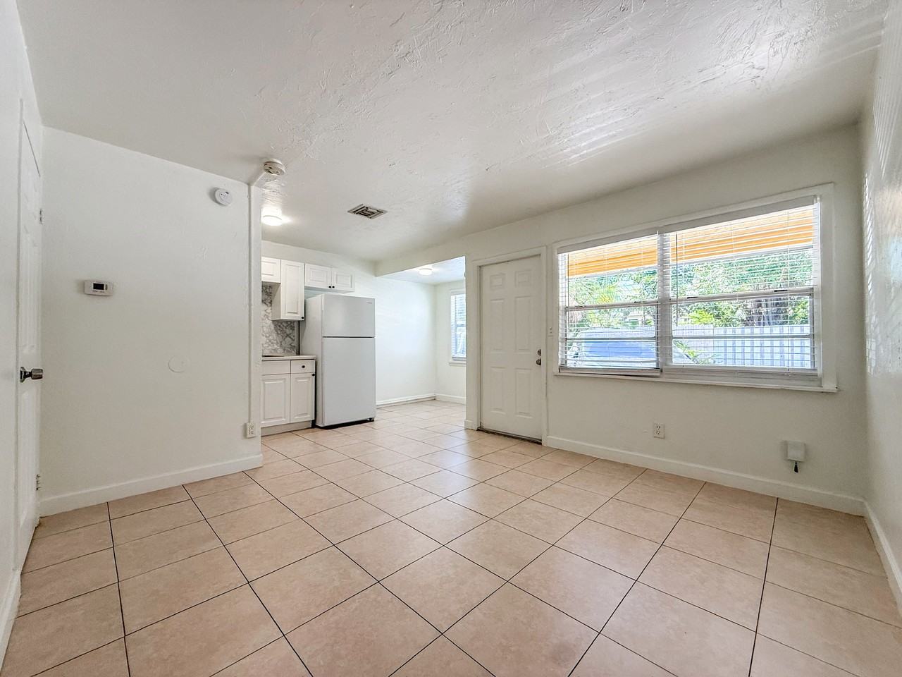 509 O Street - Photo 2 of 10