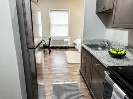 featured image of 302 W 9th St