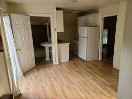 featured image of 250 S Main St