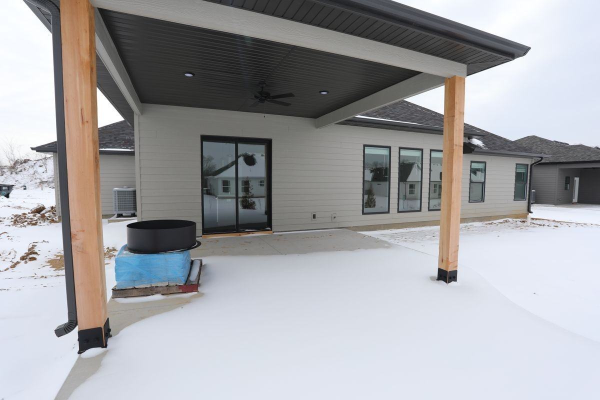 4417 Royal County Rd - Photo 2 of 26