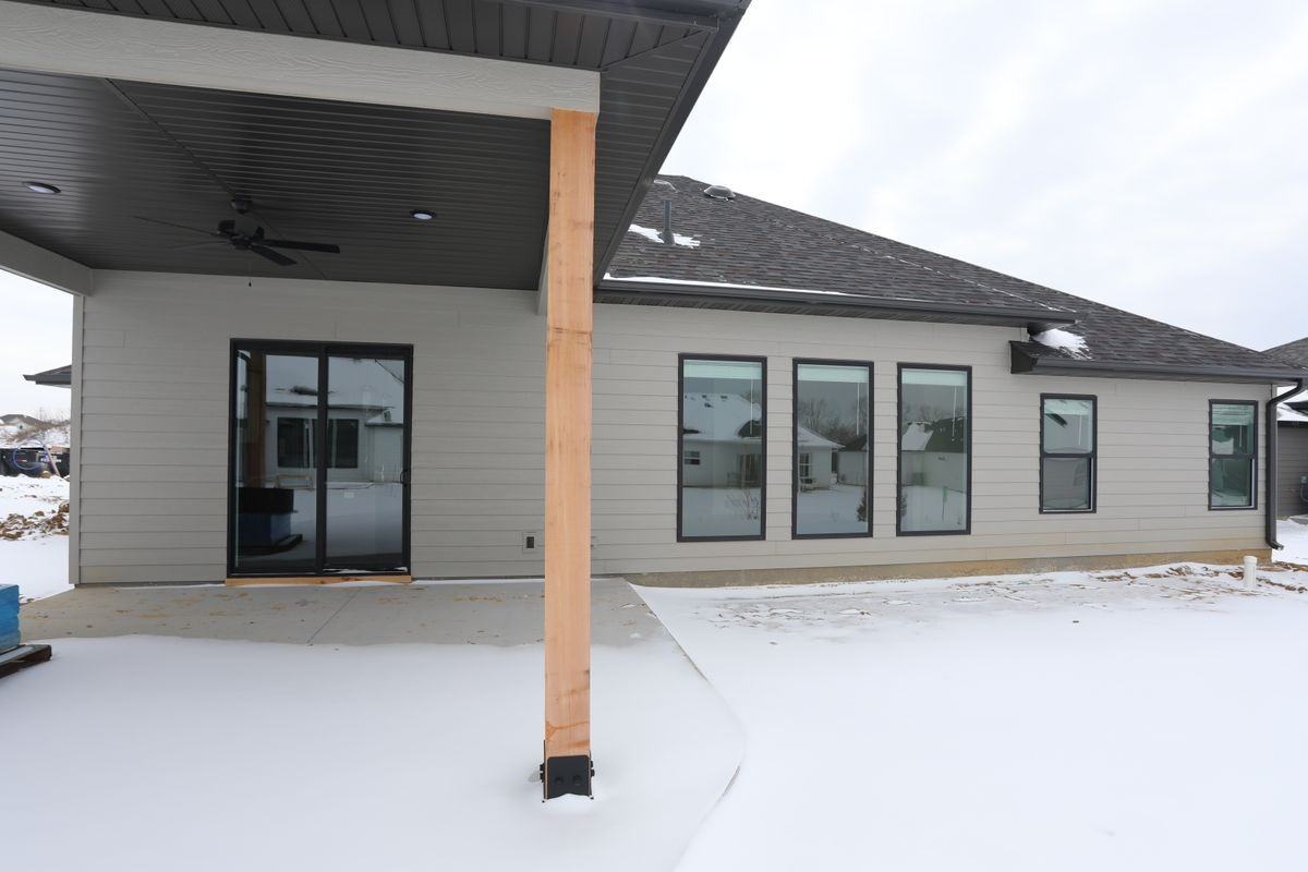 4417 Royal County Rd - Photo 3 of 26