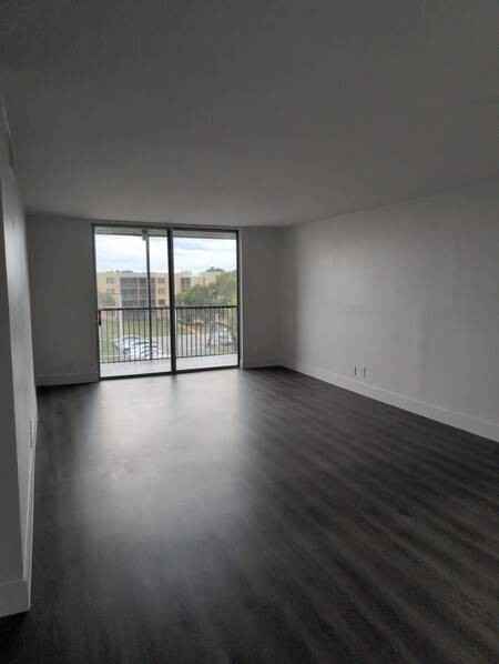 2730 Somerset Drive #1015V - Photo 2 of 12