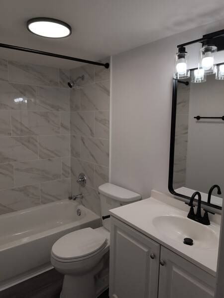 2690 Somerset Drive #202Z - Photo 5 of 12