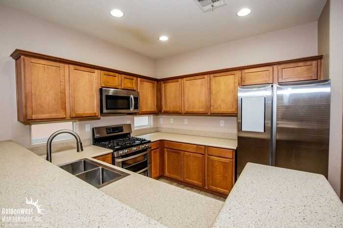 8925 Topaz Springs Ct - Photo 3 of 18