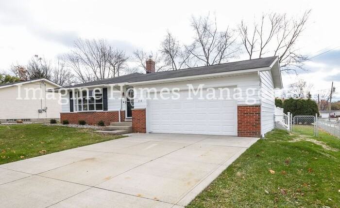 218 Kennedy Blvd - Photo 3 of 19