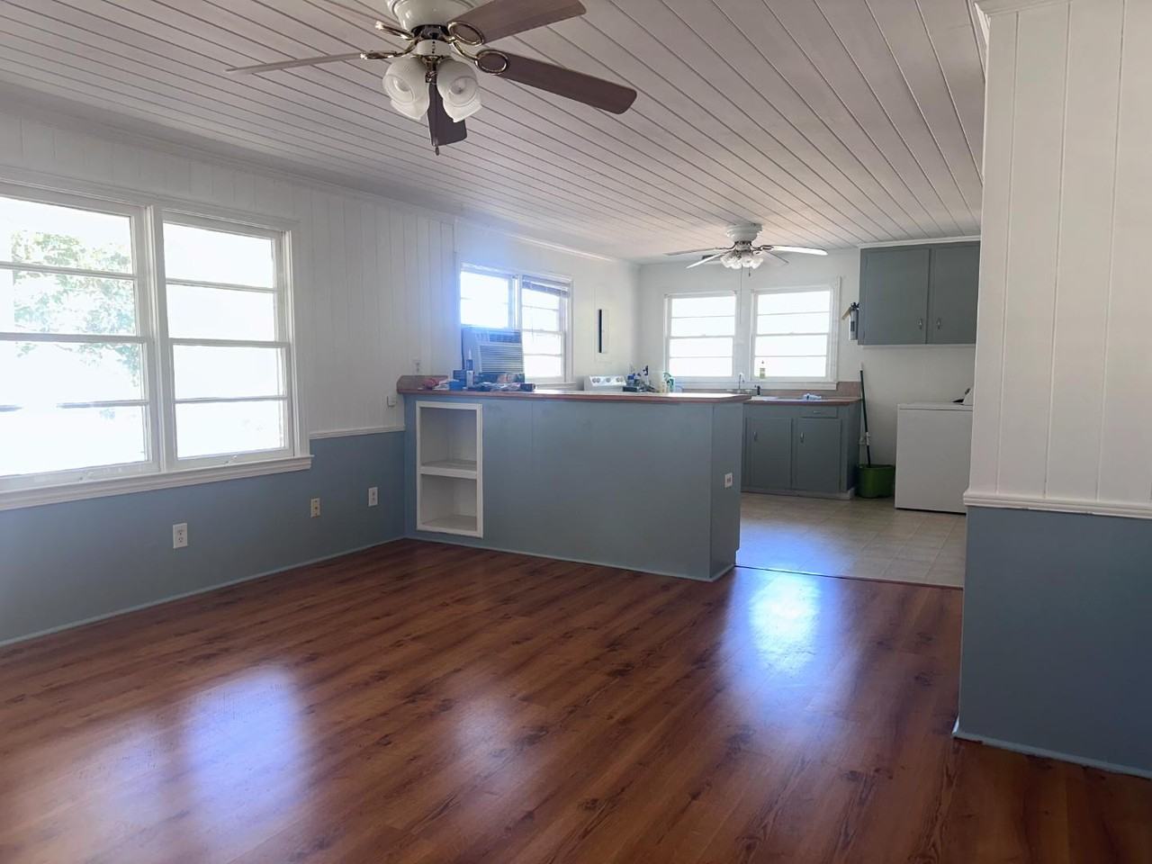 2811 Sand Dunes Dr - Photo 4 of 10