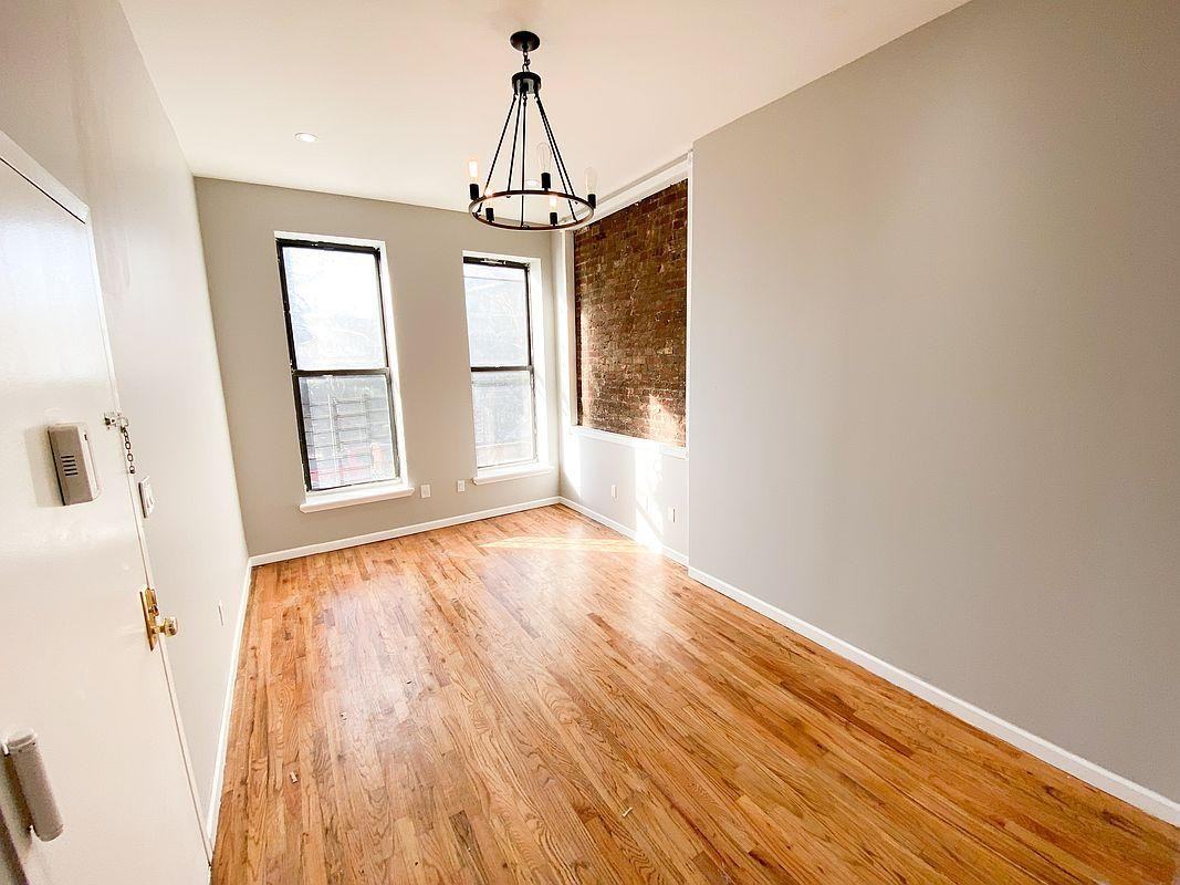 286 Nelson Ave - Photo 2 of 19