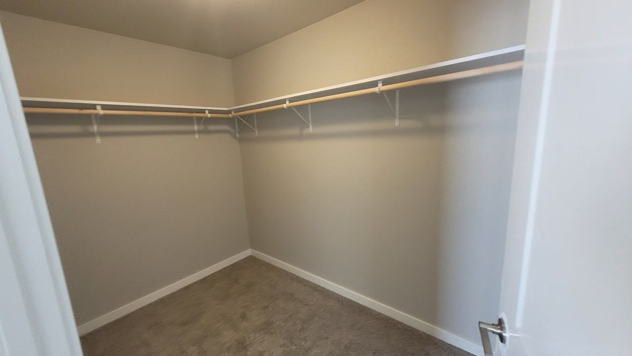 331B Cheyenne Blvd #11 - Photo 3 of 10