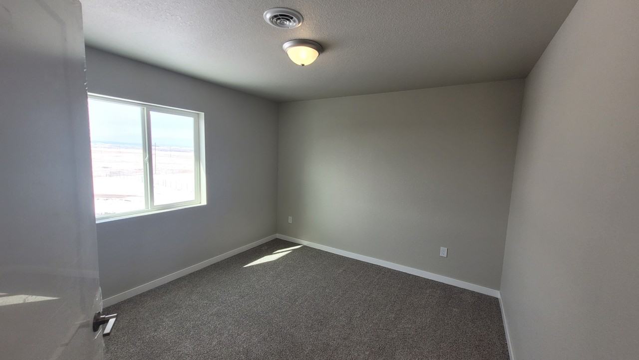 Cheyenne Blvd #12 - Photo 2 of 14