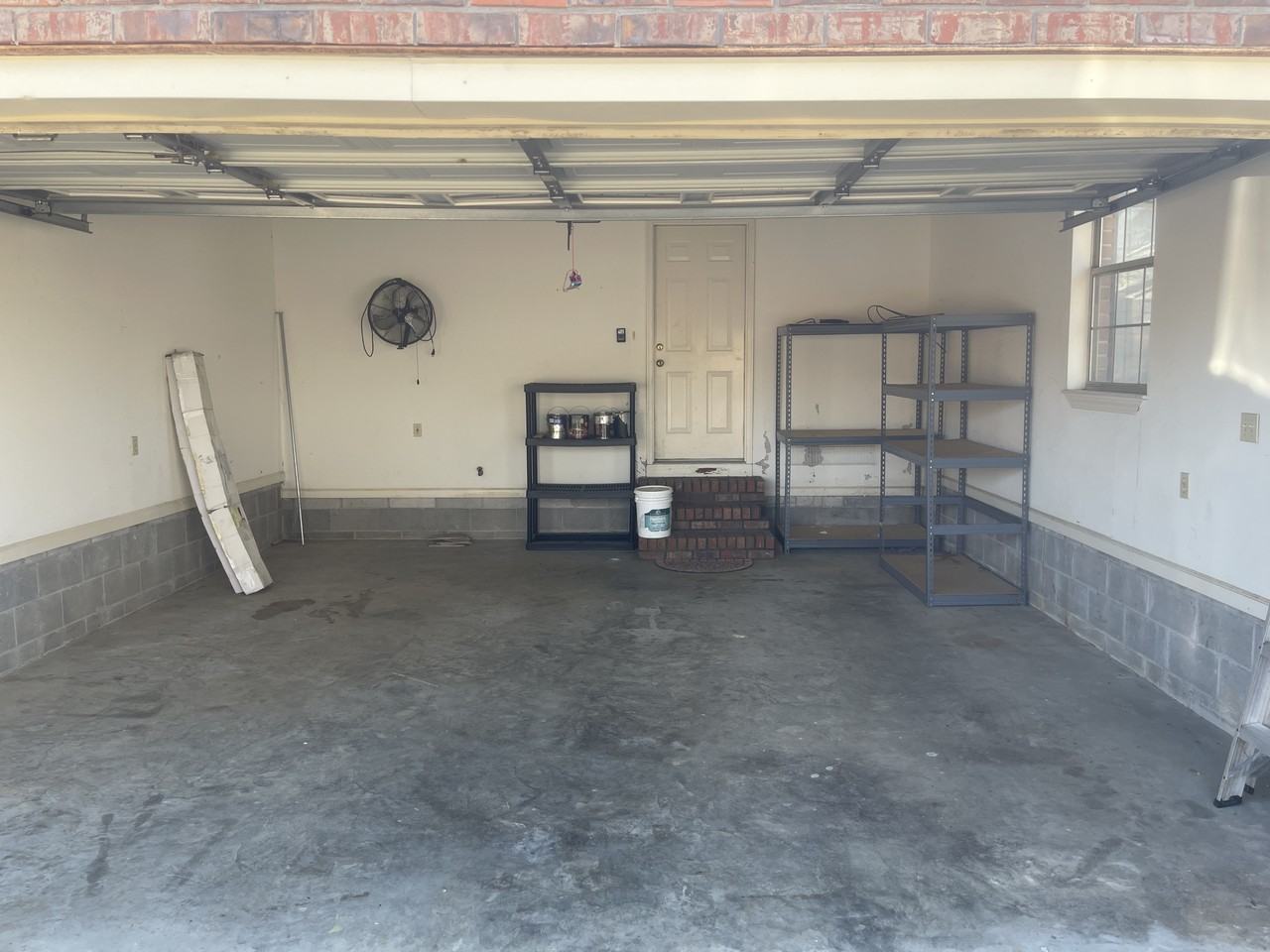 4018 Rainbow Dr #NA - Photo 3 of 7