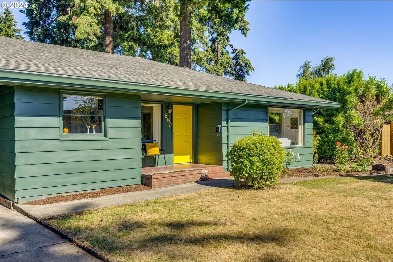 680 S Douglas St #NA - Photo 3 of 48