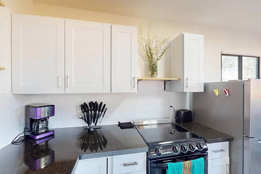 505 Marble Ave Nw - Photo 5 of 6