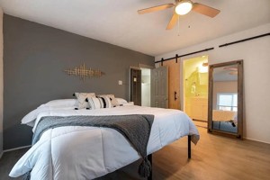 featured image of 221 Girard Blvd Se #2