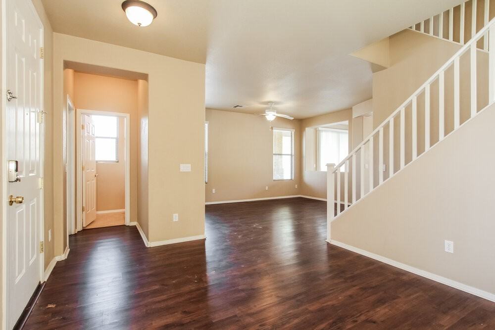 3806 E Geronimo St - Photo 4 of 17