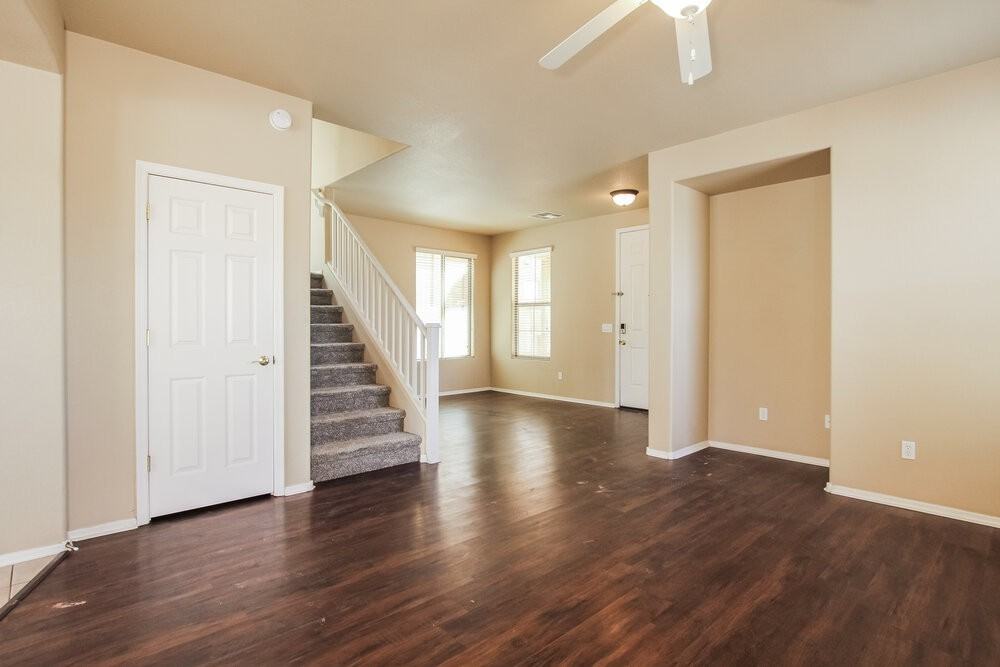 3806 E Geronimo St - Photo 5 of 17