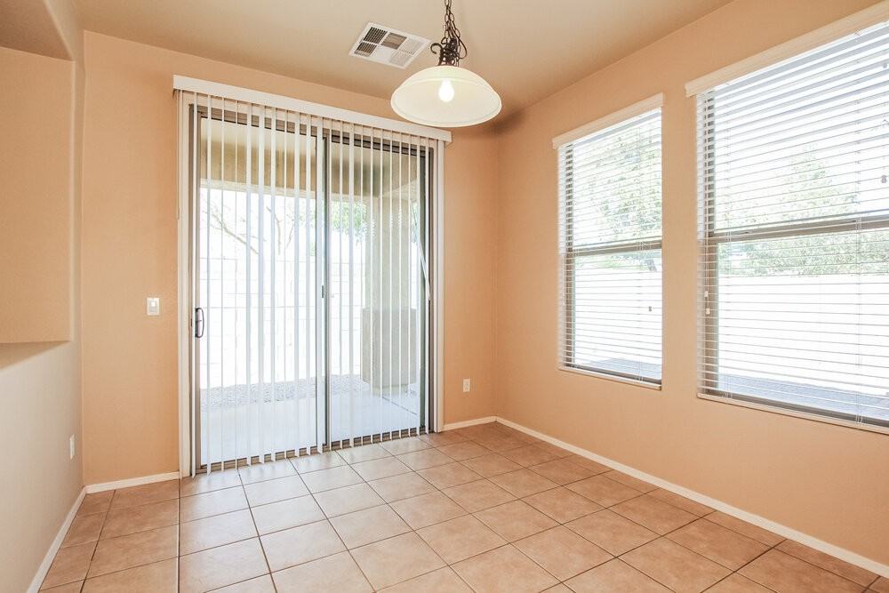 3806 E Geronimo St - Photo 6 of 17