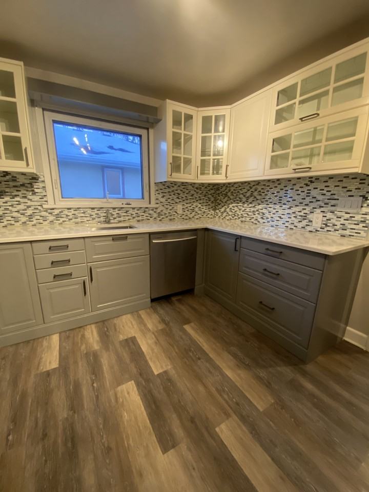 684 Matheson Ave - Photo 2 of 15