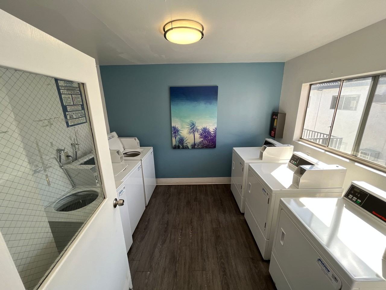 2039 North Las Palmas Ave - Photo 2 of 19