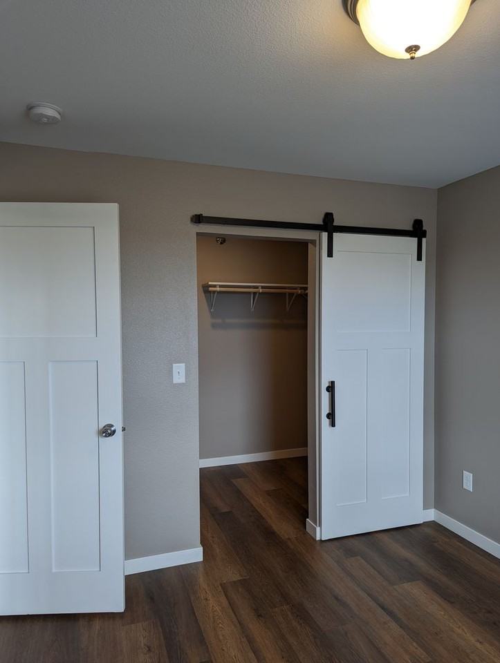 Ridgeview Apartments - Photo 5 of 25