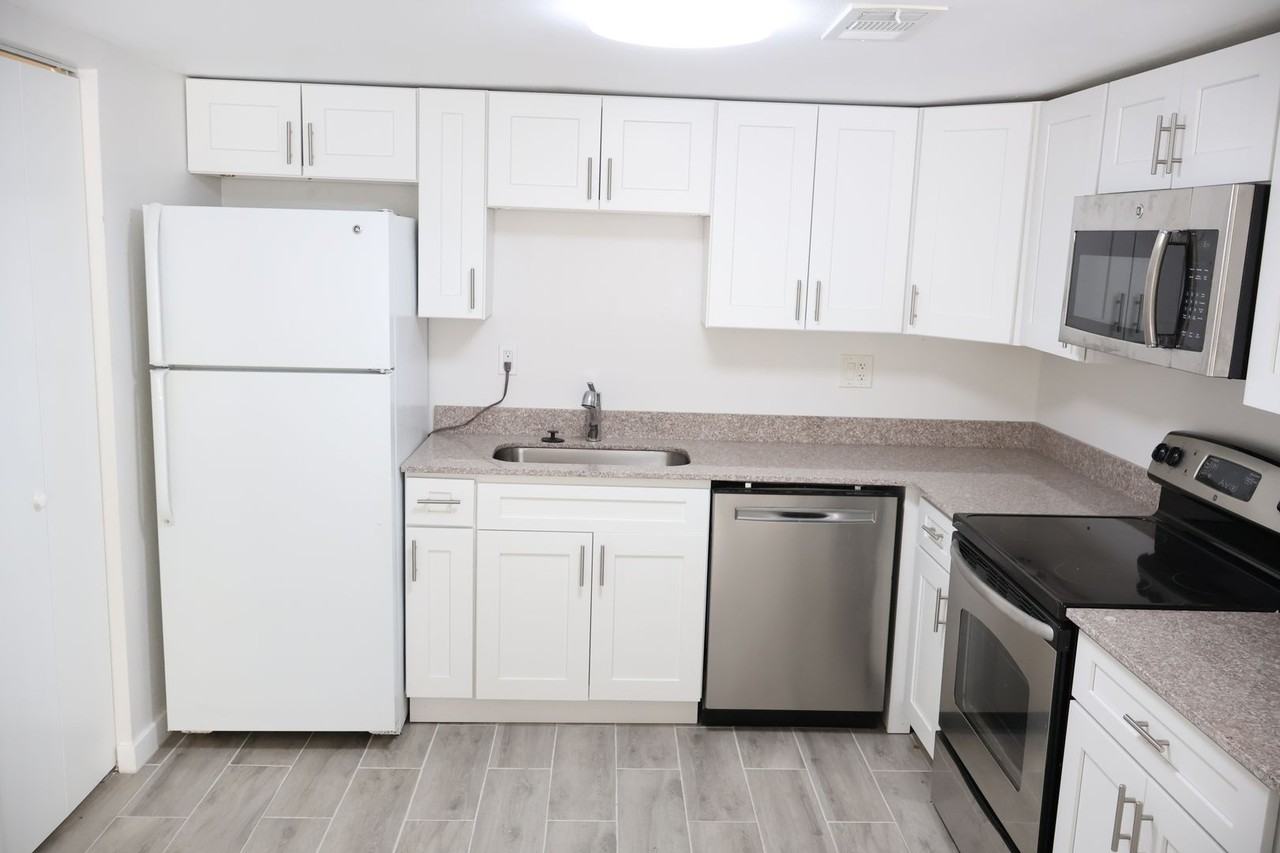 7521 Dolonita Dr - Photo 2 of 13