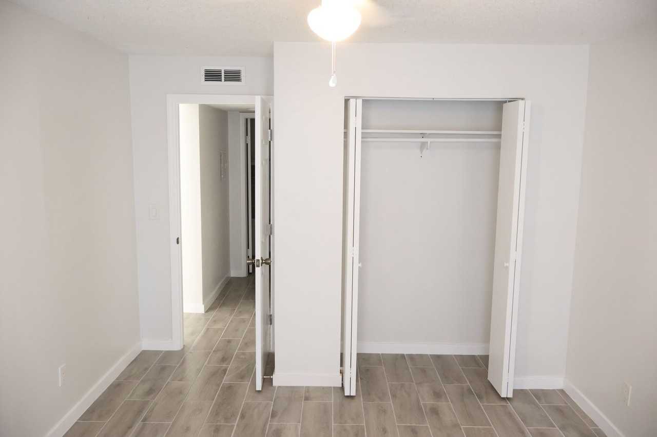 7521 Dolonita Dr - Photo 4 of 13