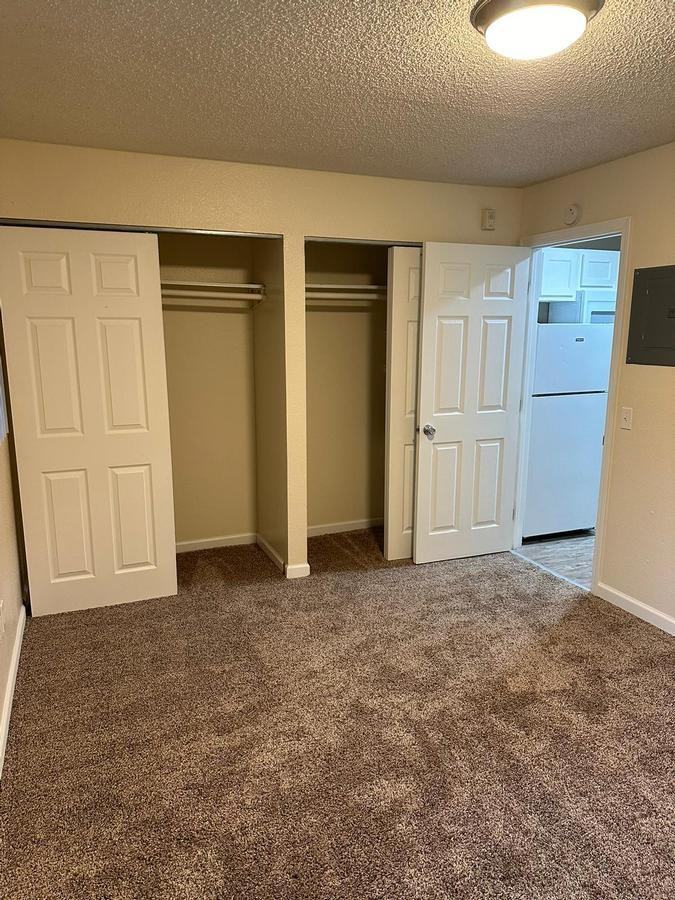 3800 14th Ave Se - Photo 6 of 38