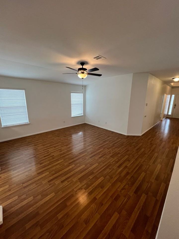 2711 Moonmist Cv - Photo 2 of 21