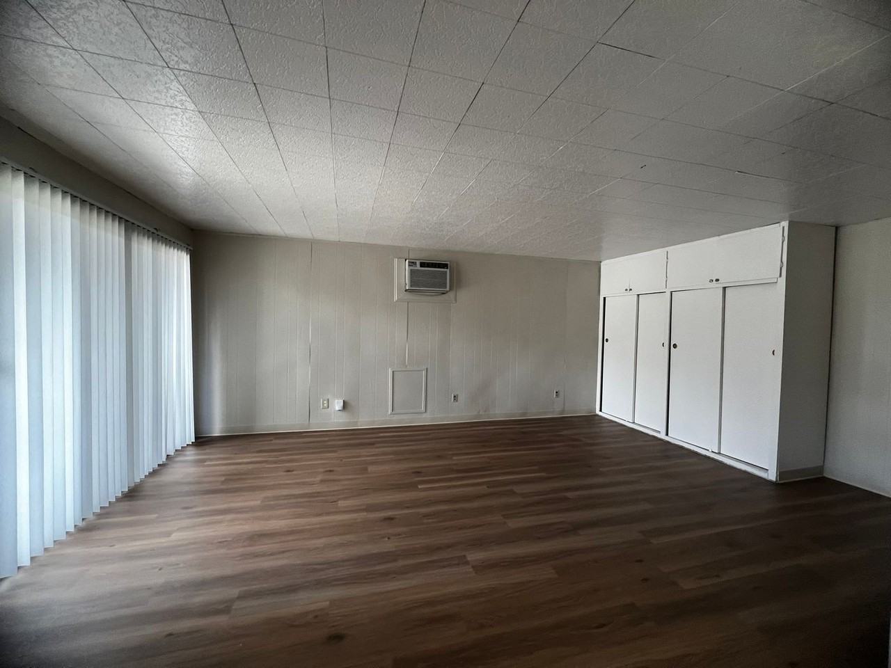 867 E Academy Ave #B - Photo 2 of 10