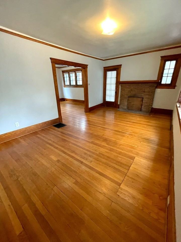 914 Vaughn St. - Photo 3 of 26