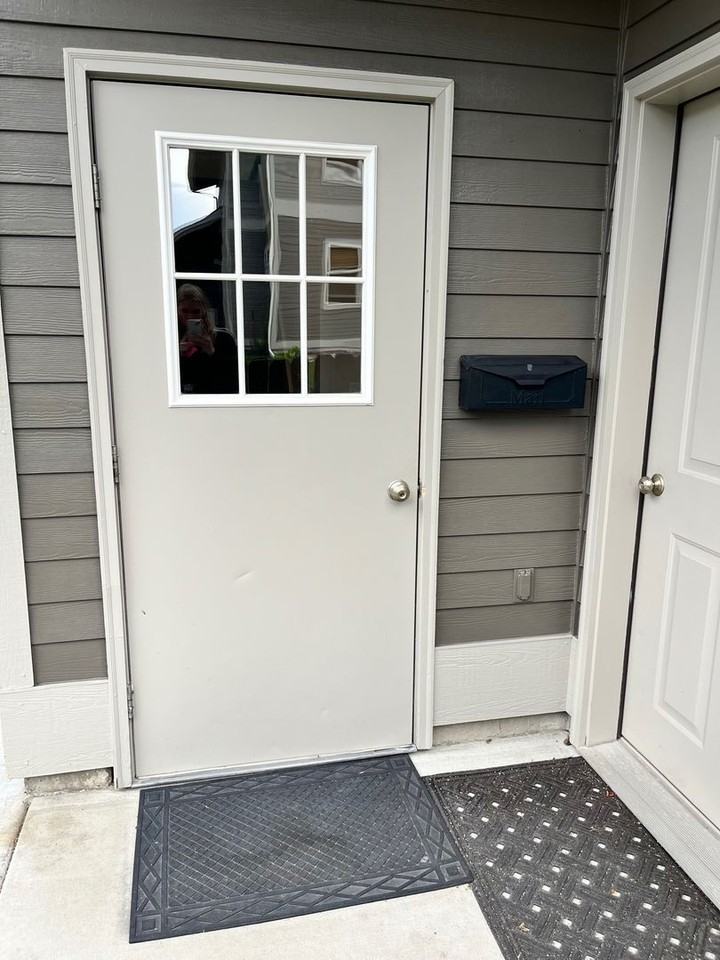 4431 W Babcock St #B - Photo 3 of 20
