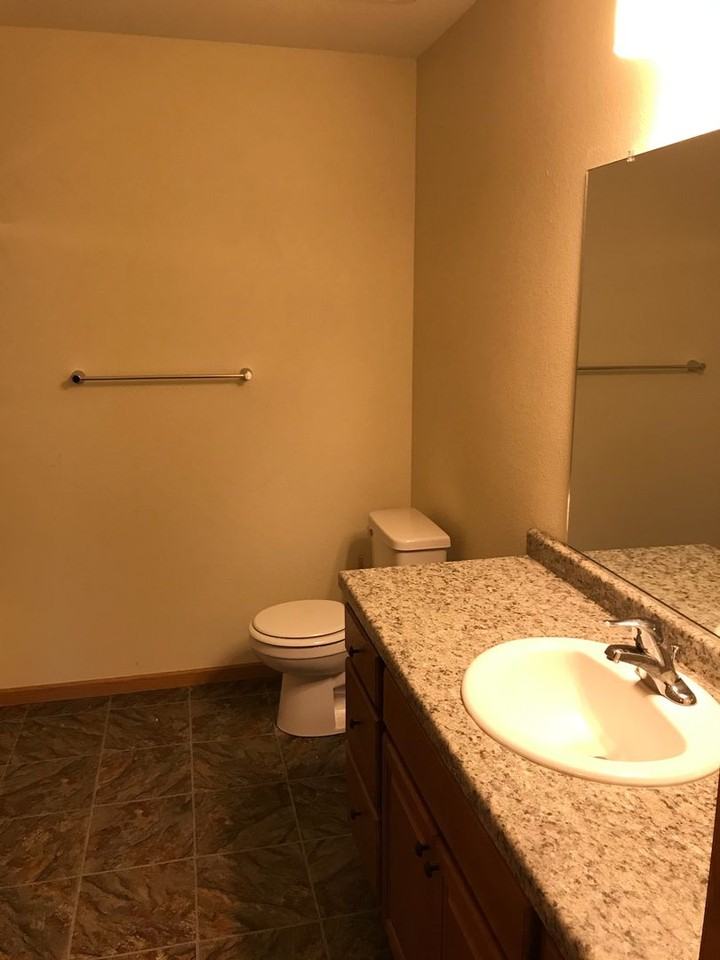 1958 Cypress Court NE - Photo 6 of 10