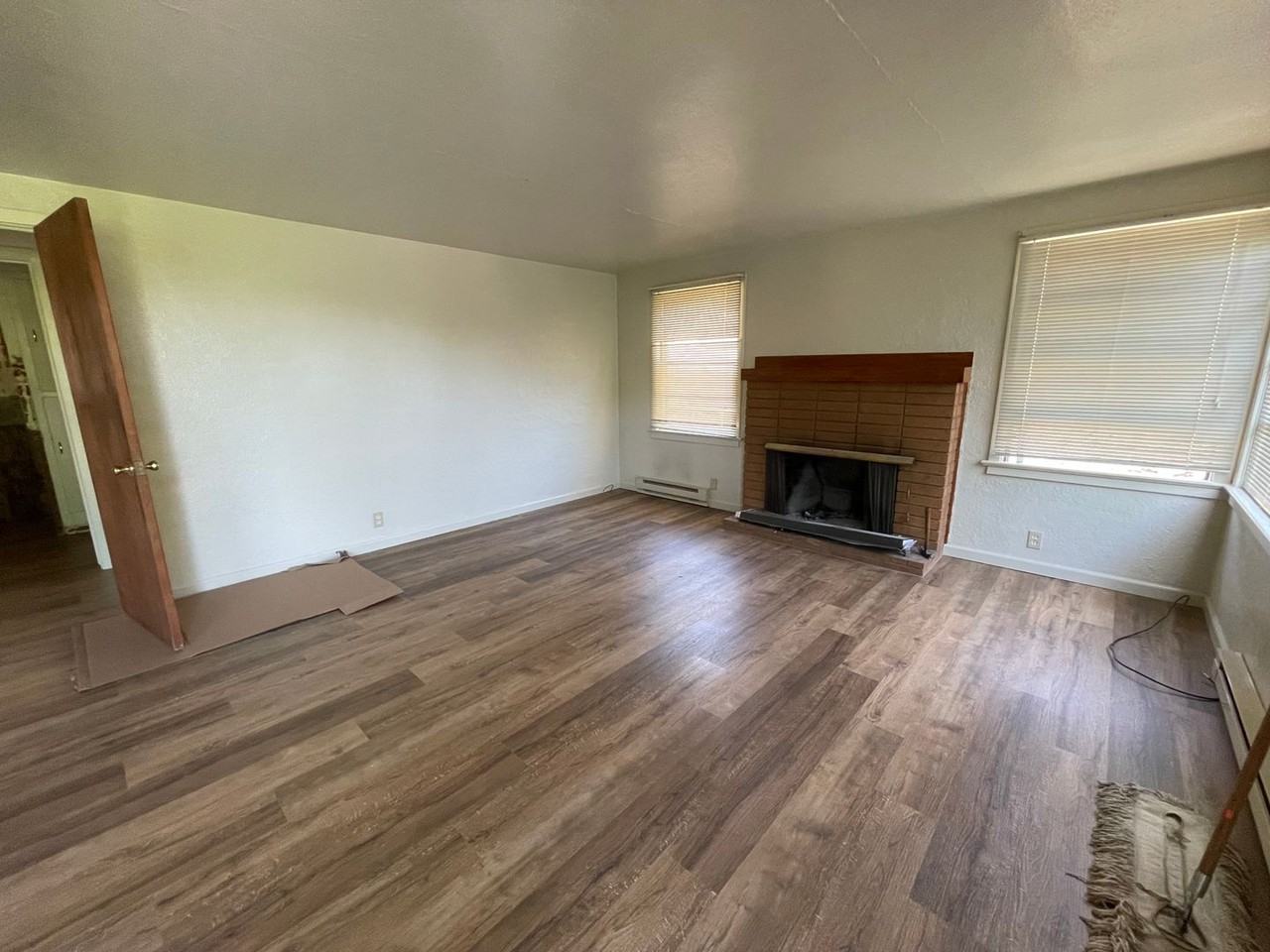 1419 Southeast Reservoir Avenue - Photo 4 of 9