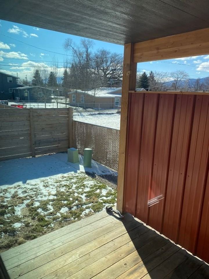 2015 Strand Ave #C - Photo 4 of 32